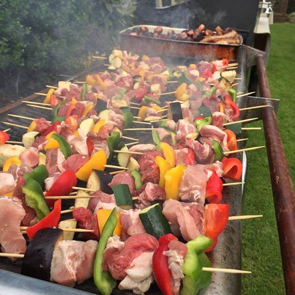 Commercial Grade 2m Gas BBQ Hire