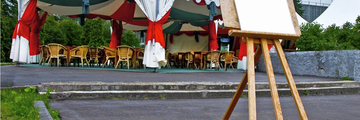 Summery outdoor event