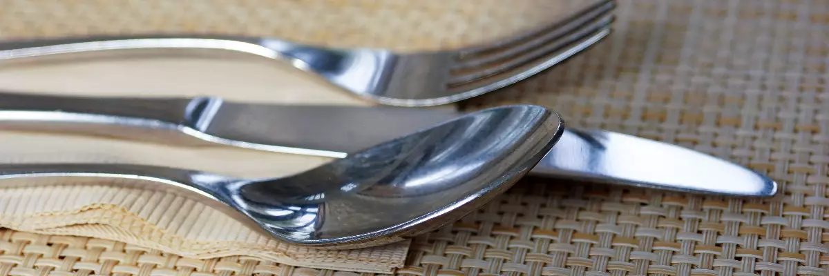 How Much Cutlery Do You Need Per Guest? (1)